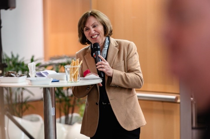Dr. Helena Cortez-Pinto bei ihrer Ansprache zur Eröffnung der Europäischen Aktionswoche zum Thema alkoholbedingte Schäden.