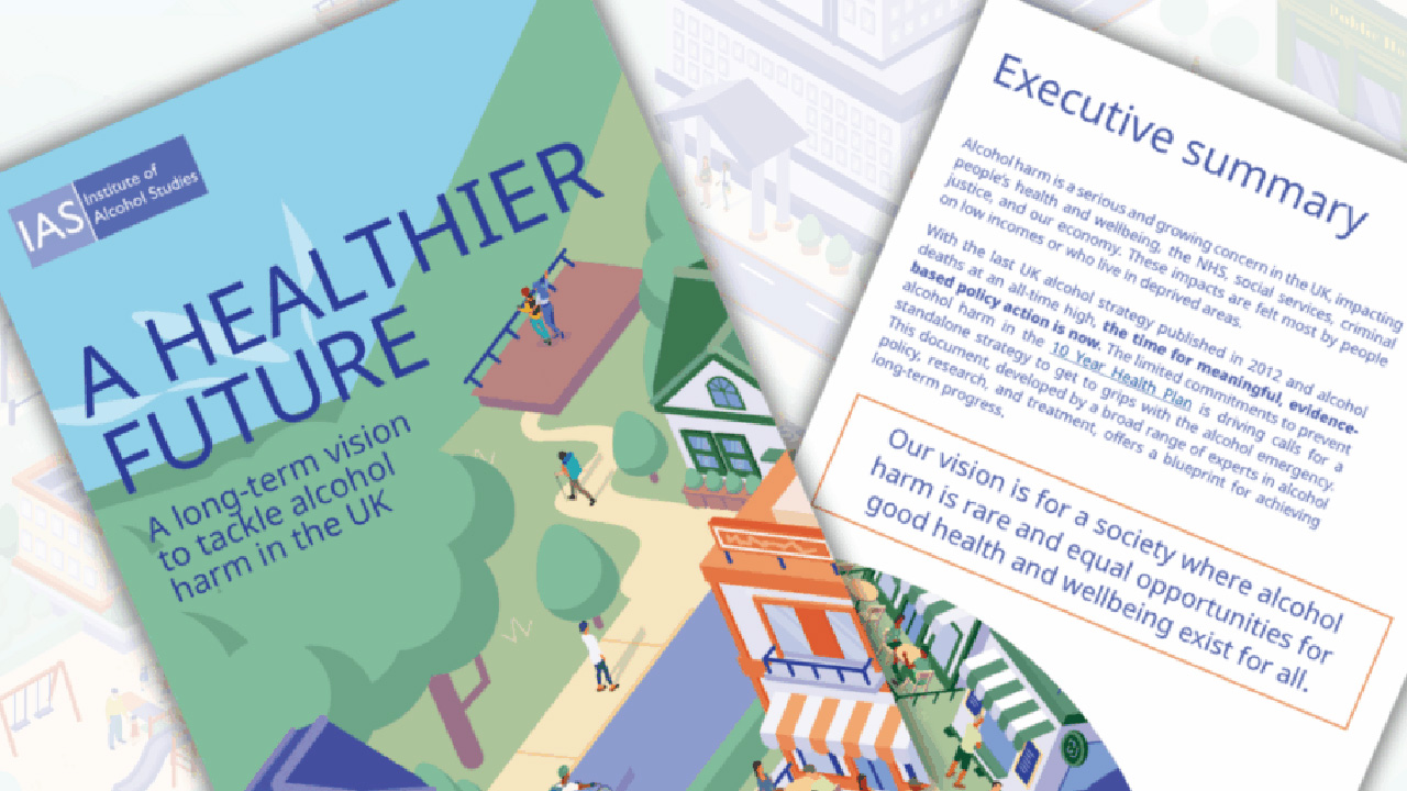 Titelseite und Zusammenfassung der IAS-Broschüre 'A healthier future'.