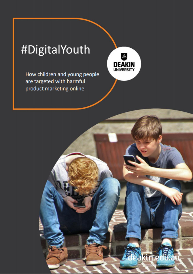 Titelseite des Berichts '#DigitalYouth'.