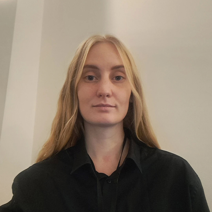 Porträt von Sindra Berndt.